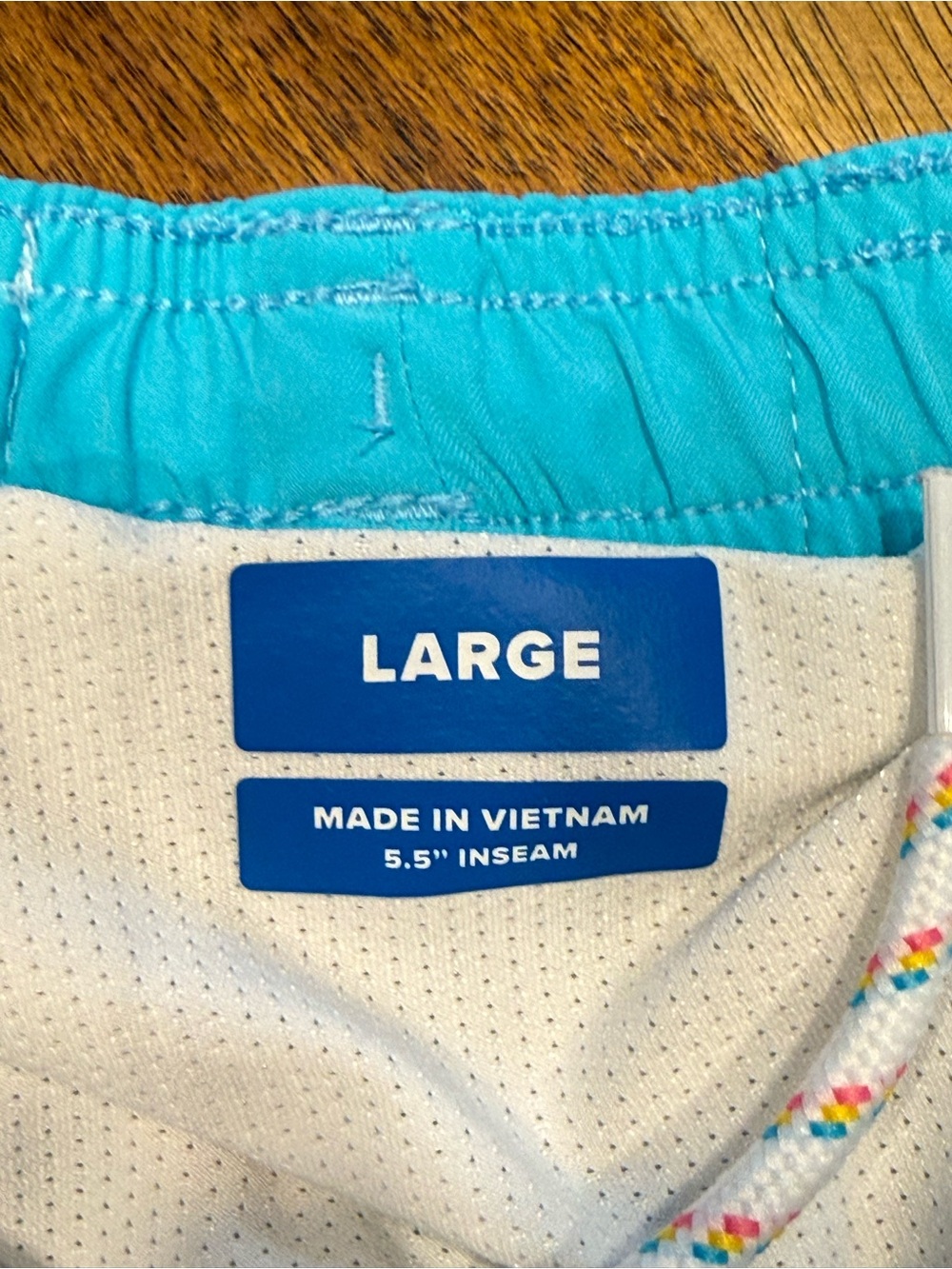 chubbies Teal Swim Trunks with Pink & Coral Octopus Print flaws - Picture 5 of 10